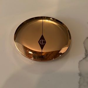 Charlotte Tilbury Airbrush Flawless Finish
